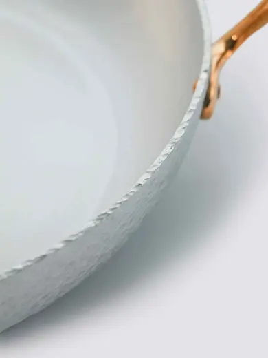 Gibco Сковорода 19х3,5 см с двумя ручками "Арго Эхо", алюминиевая с тиснением