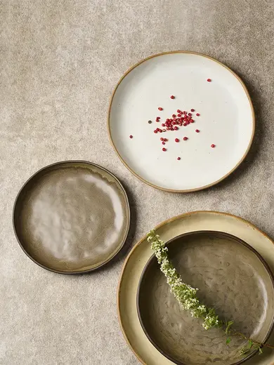 Тарелка с бортом, KUNSTWERK, Grasp, 23 x 3 см