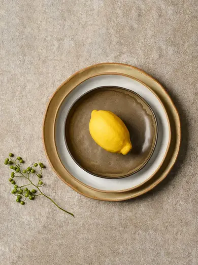 Тарелка с бортом, KUNSTWERK, Grasp, 23 x 3 см