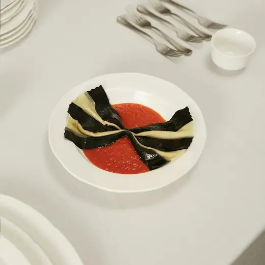 Тарелка глубокая, Serax, Silhouette by Sergio Herman, d 22 см, h 3.6 см