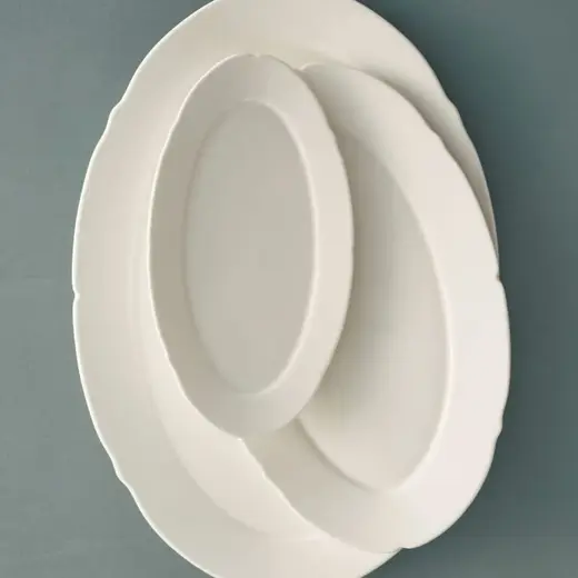 Блюдо овальное, Serax, Silhouette by Sergio Herman, h 1.3 см, l 18.5 см, b 10 см