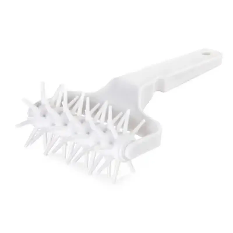 RD-4P Прибор кухонный ролик для теста с шипами Lшипов=2 Ширина=11см., пластик