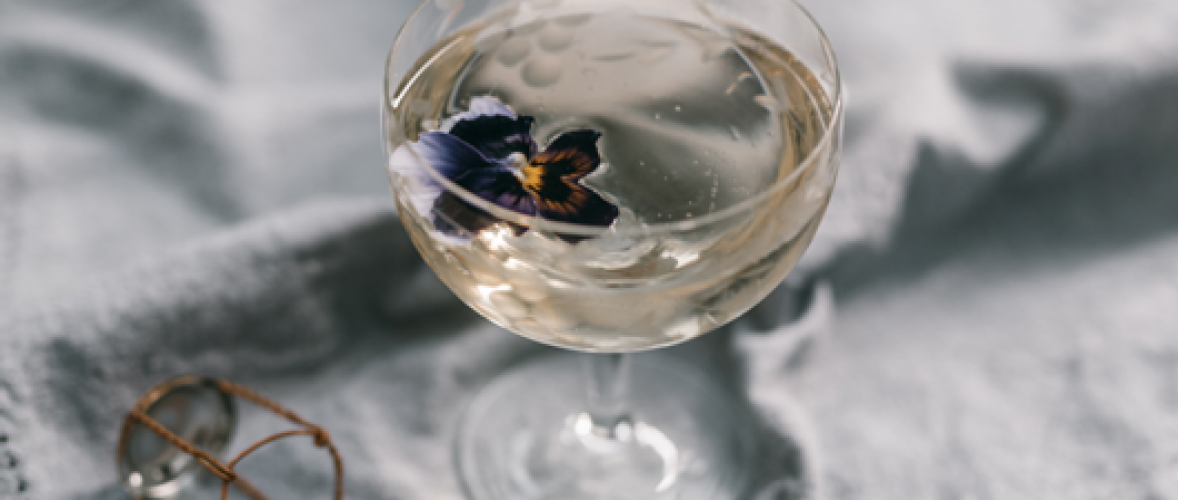 3 вида бокалов для шампанского и их влияние на вкус