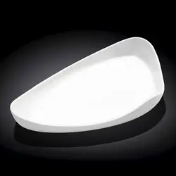 Блюдо треугольное, Wilmax , 41 х 23 см. 																