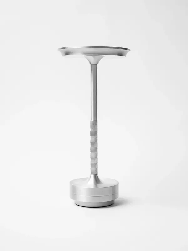 Лампа настольная d=13 см. h=27,5 см. 3 цвета, сенсорная регулировка яркости, алюм., серебристая LED HIGH-TECH MGline /1/20/