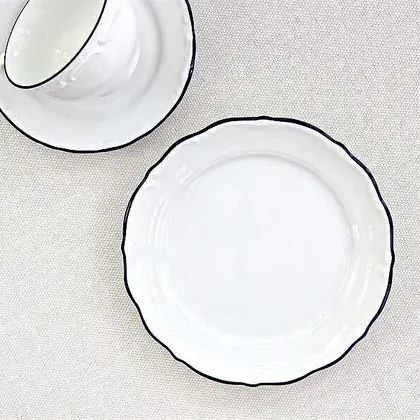 Maria with colored kant blue