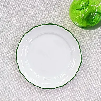 Maria with colored kant green