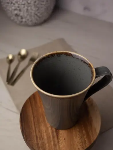 Кружка Porland Seasons 340 мл, темно-серая, подарочная упаковка