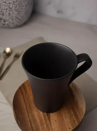 Кружка Porland Seasons 340 мл, черная, подарочная упаковка