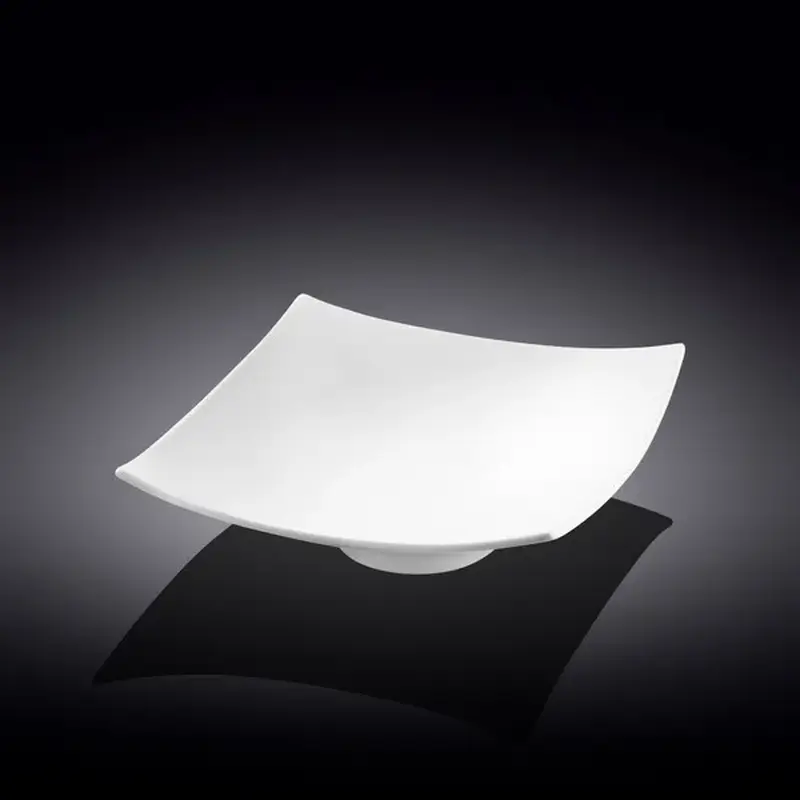 Тарелка квадр. 210*210 мм. без полей Wilmax /3/24/