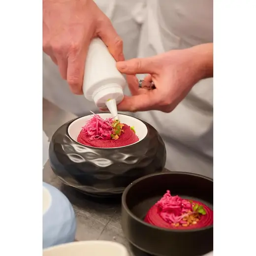 Блюдо для подачи бело-черное P.L. Proff Cuisine Shine 17,5 см 200 мл