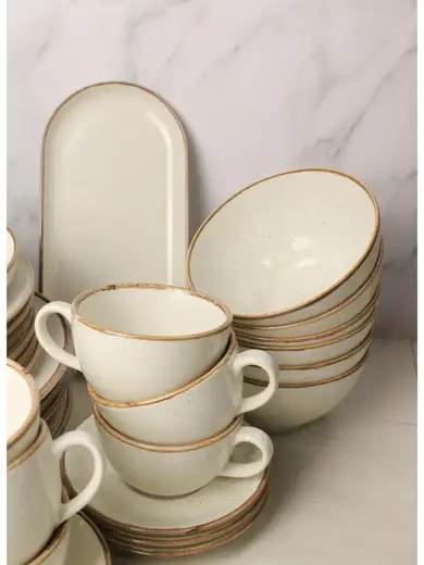 Сервиз Porland Seasons бежевый, 32 предметов, на 6 персон (Салатник 830 мл - 1 шт; Блюдо овальное - 1 шт; Миска 770 мл - 6 шт; Тарелка 28 см - 6 шт; Тарелка 24 см - 6 шт; Кружка 340 мл - 6 шт; Блюдце 16 см - 6 шт)