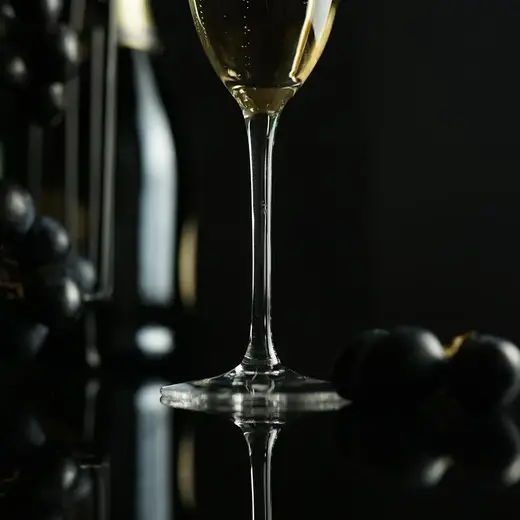 Бокал-флюте для шампанского 250 мл стекло "Abyss" d 4,5 см h22 см P.L. - BarWare [6]