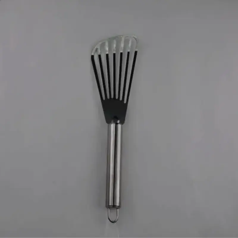 Лопатка 25 см. изогнутая раб. часть 13*6,5 см. нерж., перфорир. /1/144/