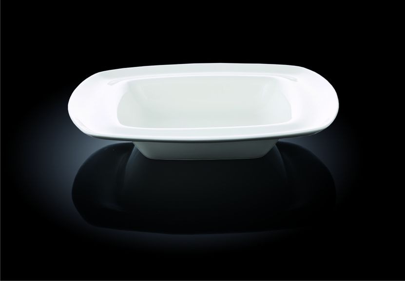 Тарелка квадр., глубокая, Wilmax, 220*220 мм 300 мл h=30 мм